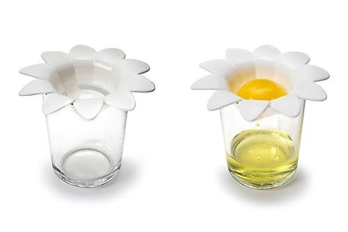 Daisy egg separator