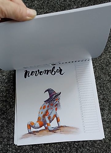 Birthday calendar frogs