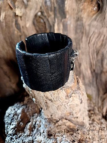 Armband Schwarzes Herz