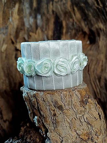 Armband Light Green Roses