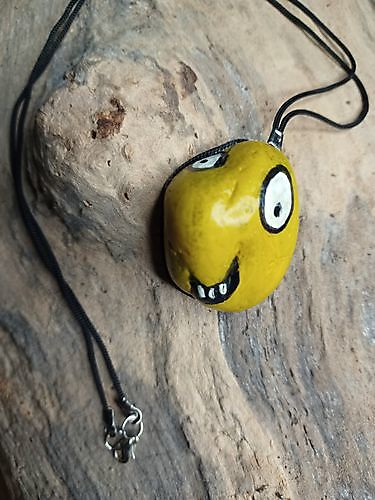 Happy Stone Pendant Yellow Smile