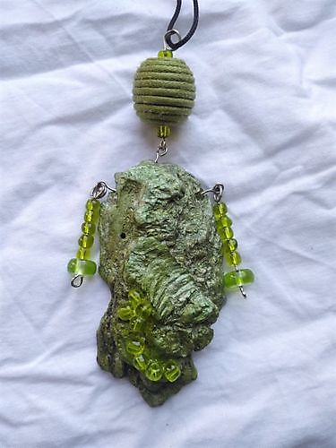 Pendant Goddess of nature