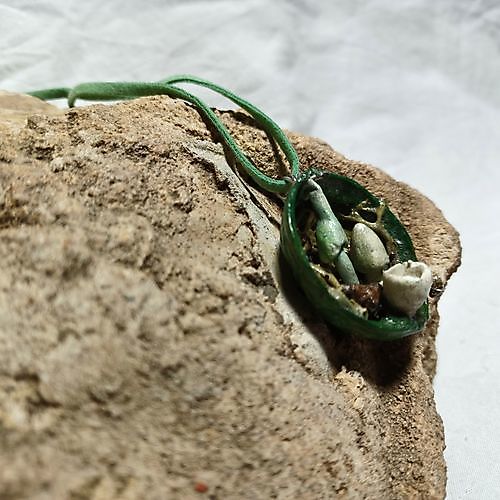 Pendant light green mushrooms