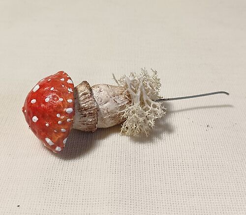 Flower pot plug mushroom red 2