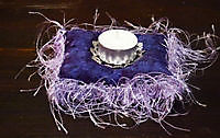 Tealight holder purple cushion